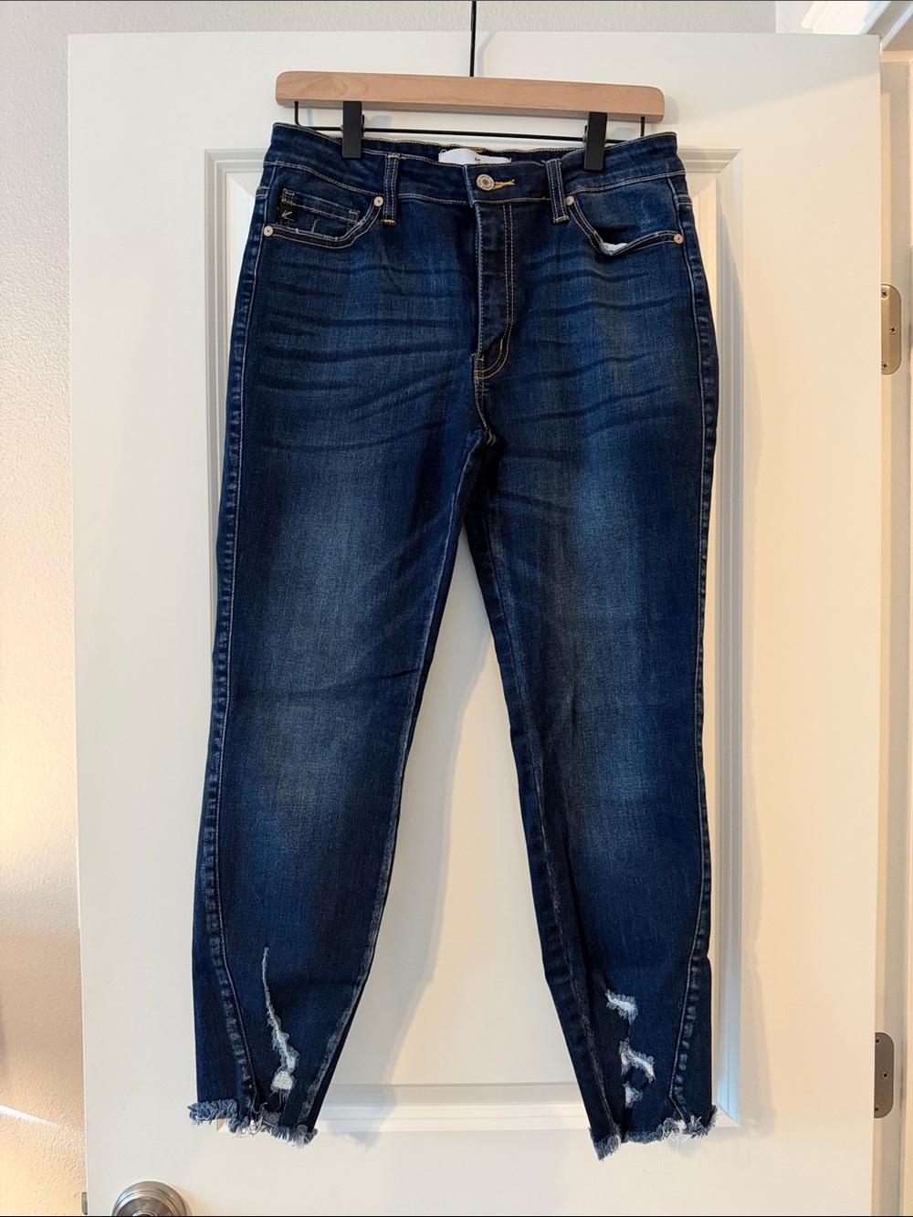 KanCan Dark Blue Distressed Ankle Crop Jeans